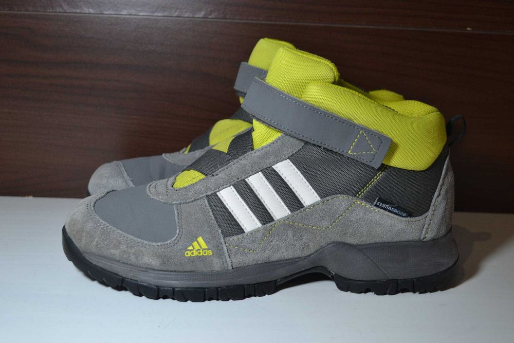 Adidas climaproof 40р ботинки зимние. оригинал кроссовки