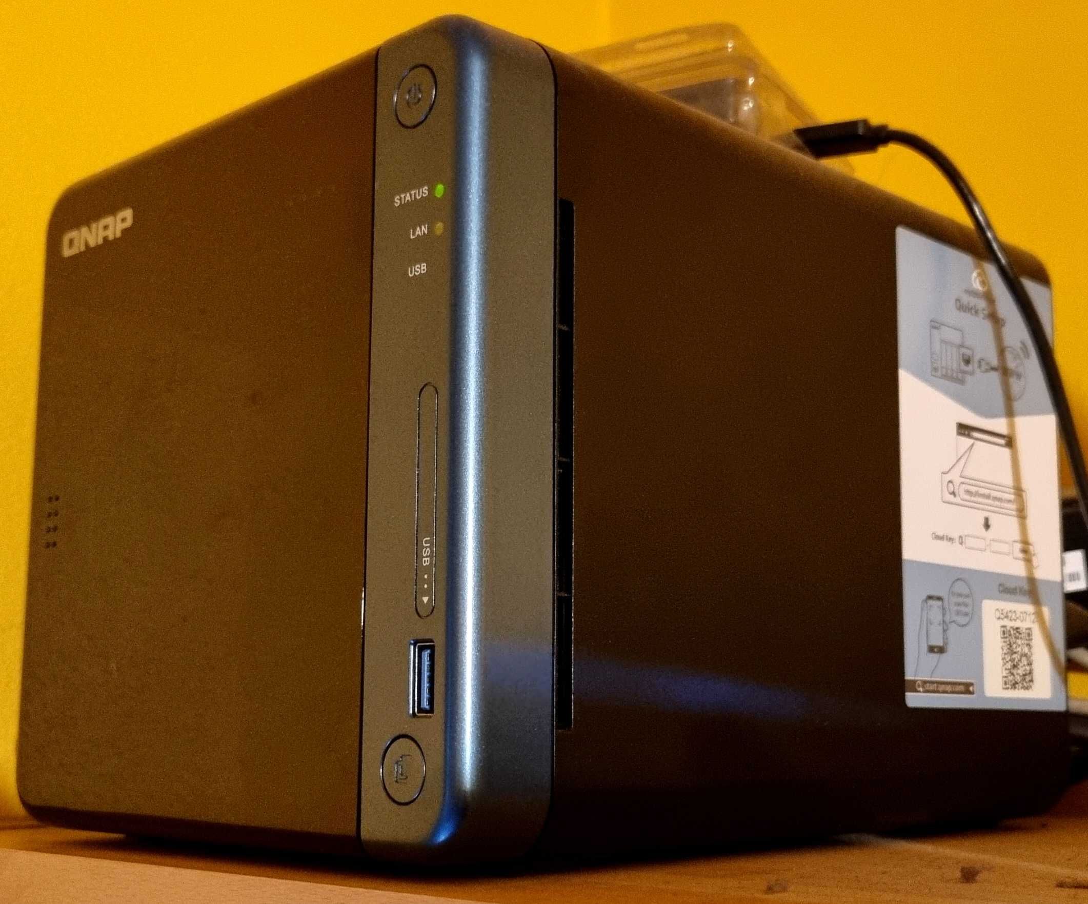 Serwer QNAP TS-453 Be 8GB RAM