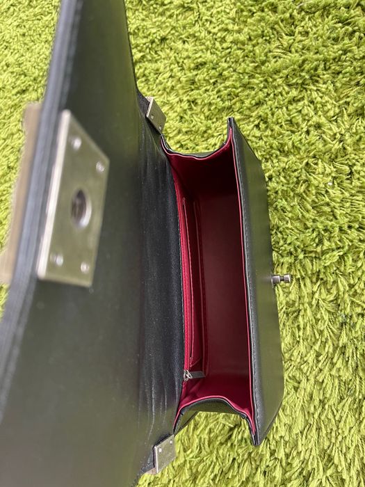 Torebka damska skórzana pikowana czarna