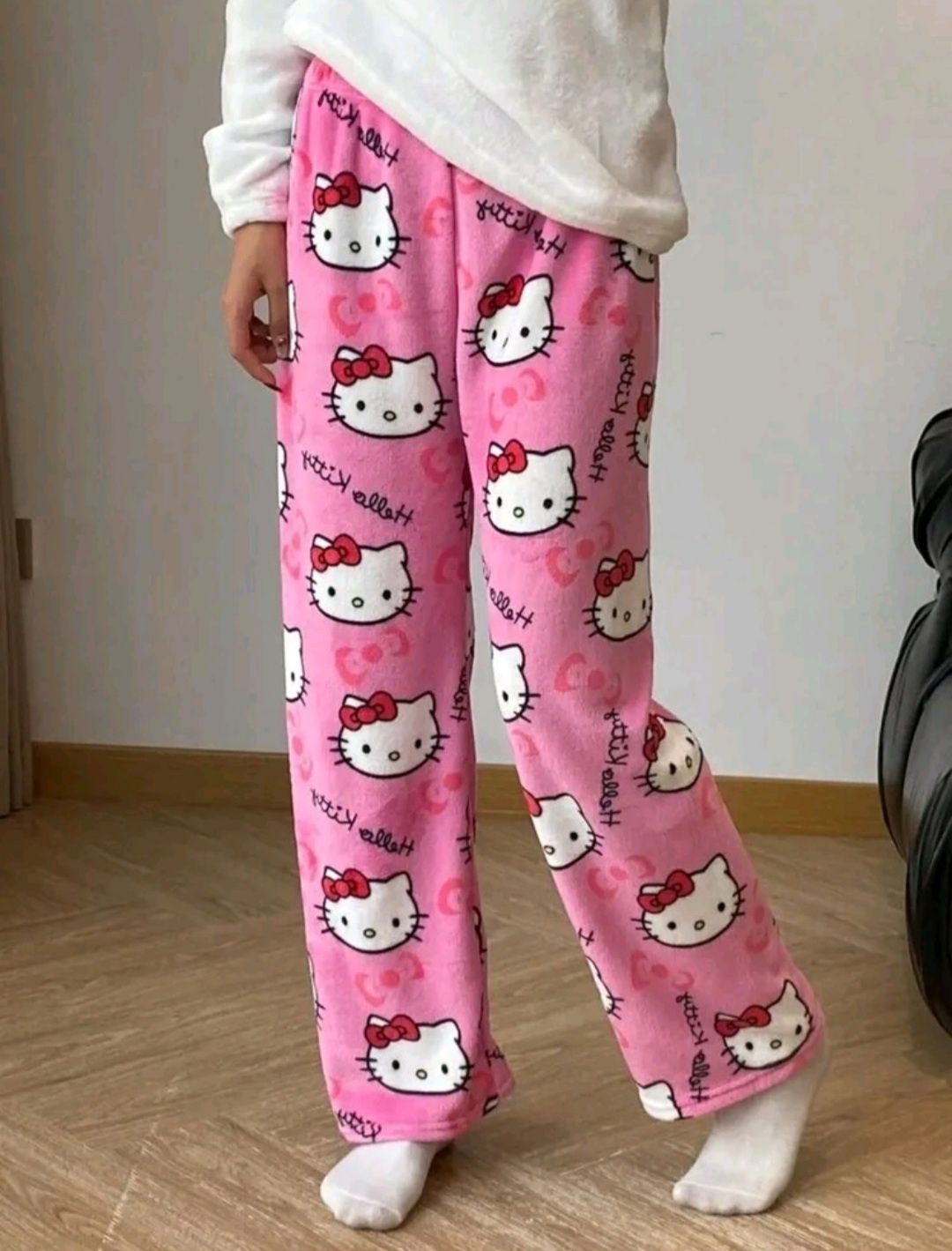 Nowe HELLO KITTY Spodnie pluszowe Oryginalne