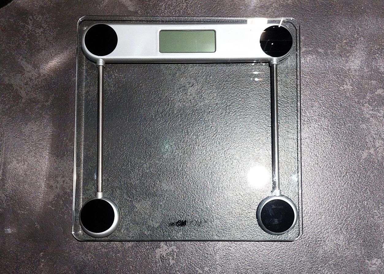 Waga łazienkowa CLATRONIC, szkło hartowane, max.150 kg