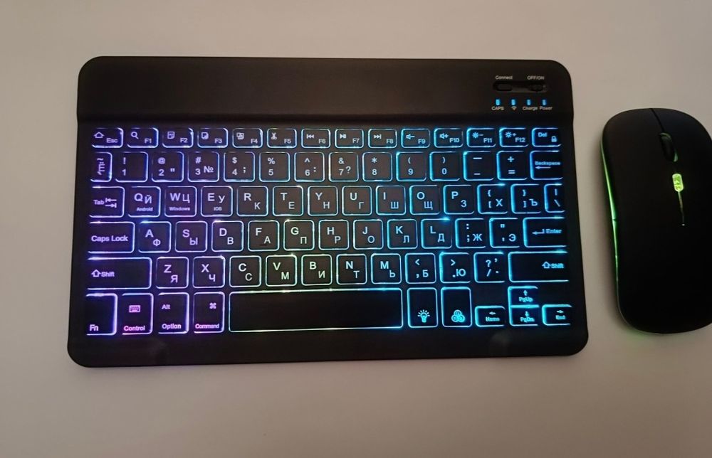 Беспроводная клавиатура с подсветкой + мышка/Бездротова клавіатура