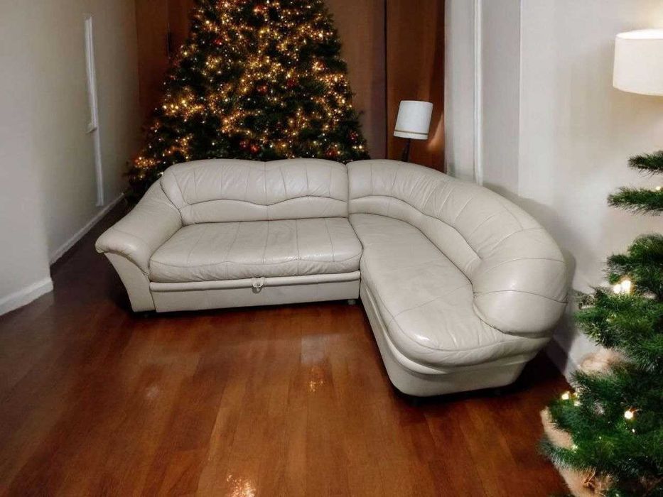 Кожаный комплект мебели угловой диван и кресло мягкий уголок