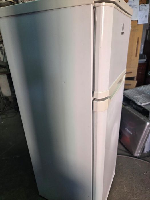 Frigorífico Indesit