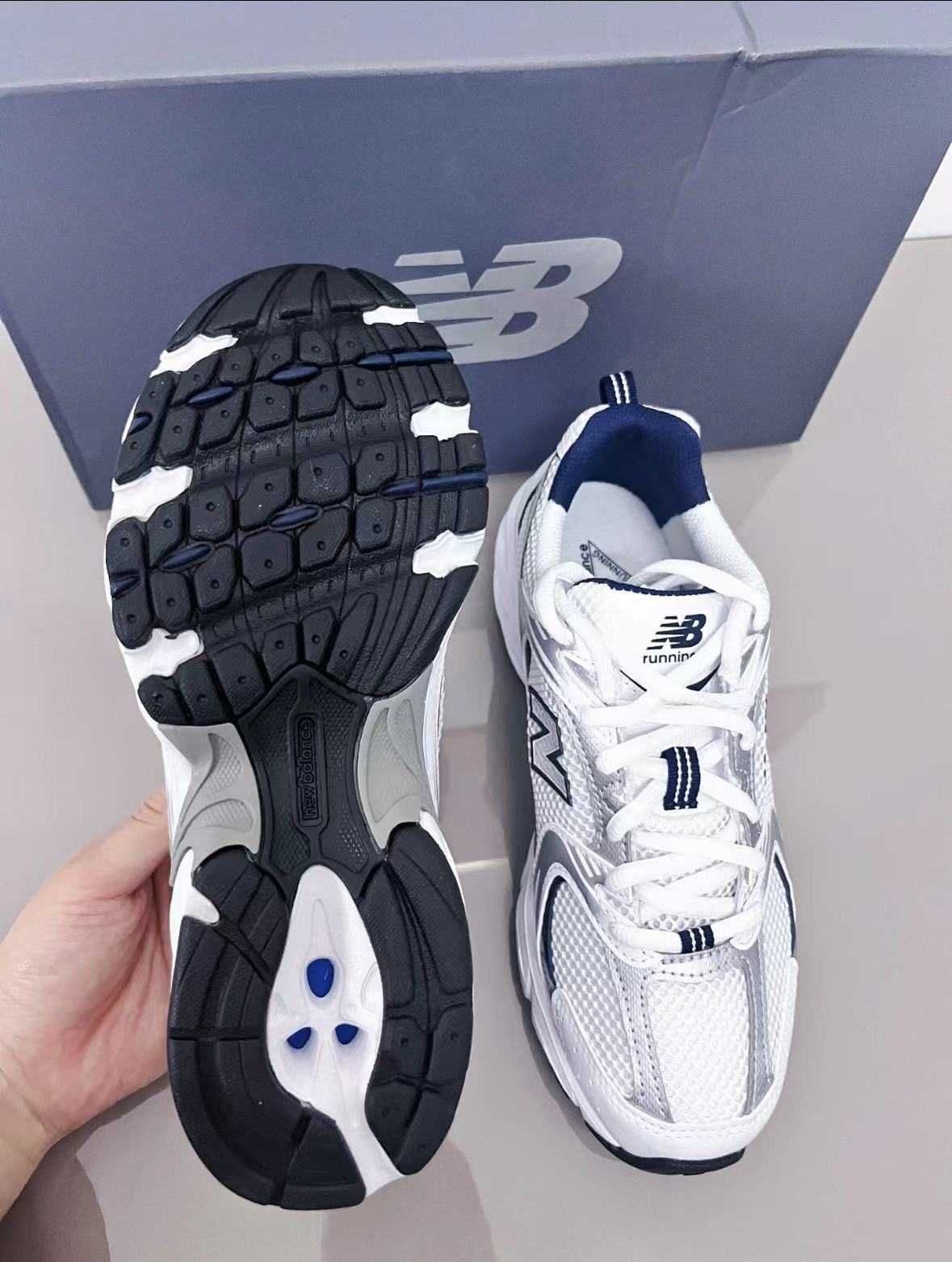 buty NewBalance530WhiteSilverNavy Espadryle R.38