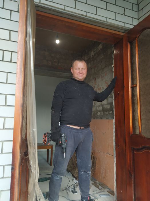 Майстер на годину!
Всі види послуг (Сантехніка ,електрика,