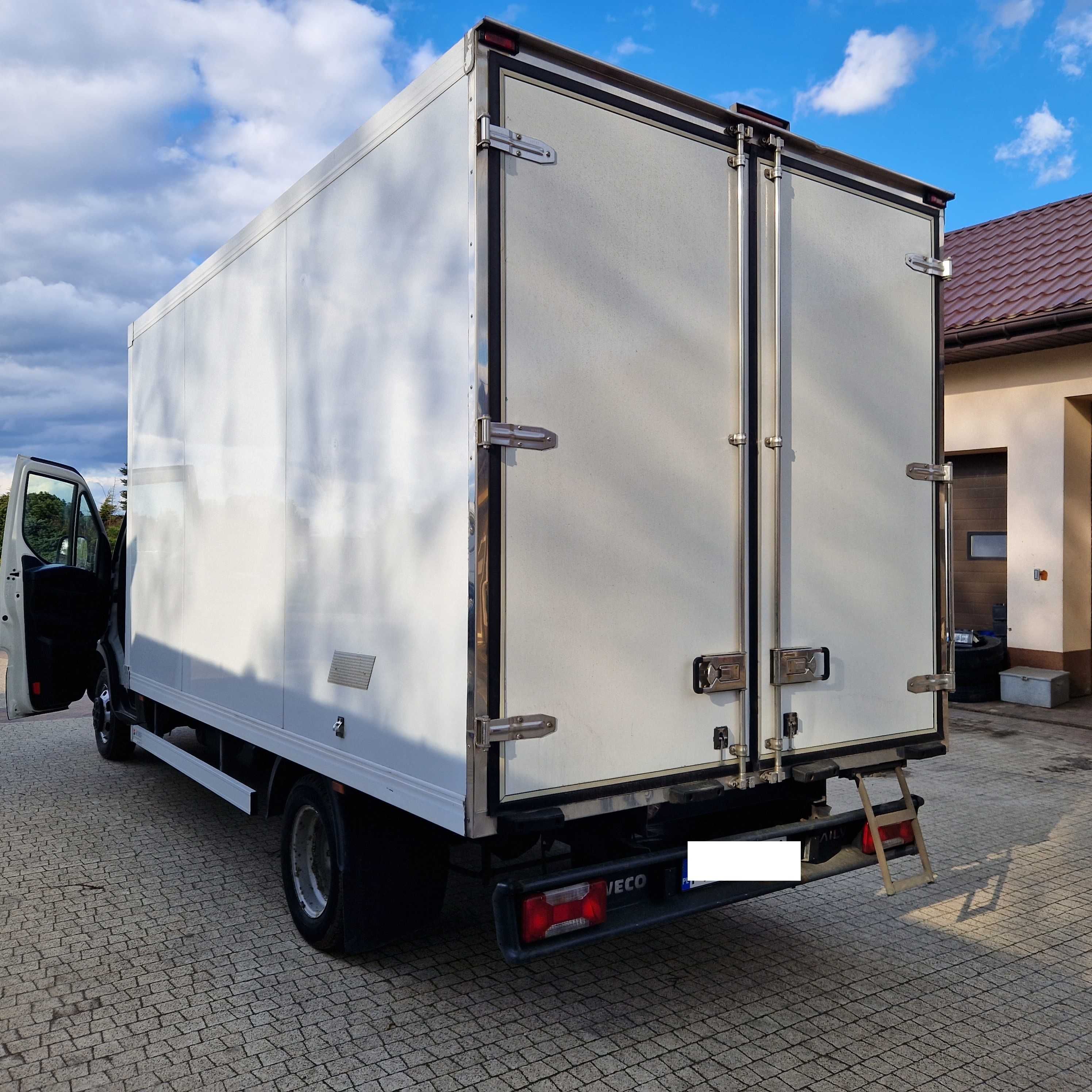 Iveco 50C/35 izoterma, dmc-3,5, 3,0d-150km, wzmocniony, brutto