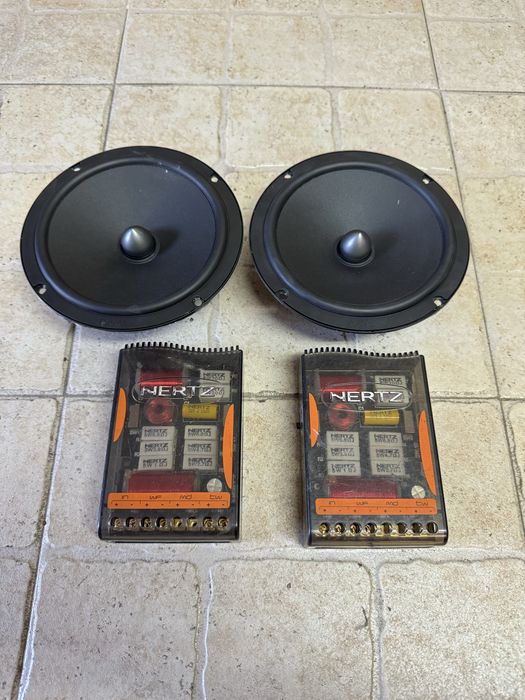 Focal colunas herts crossovers