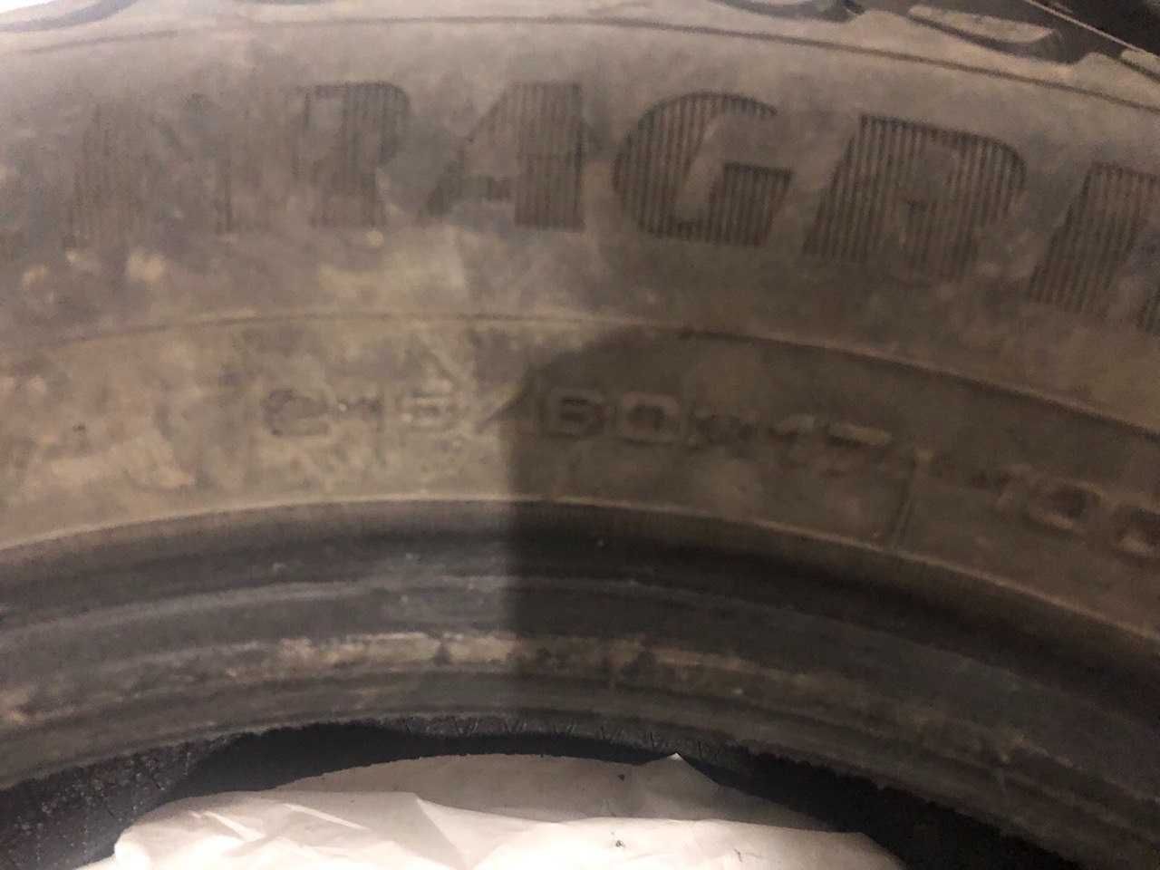 продам шины Зимние шины GoodYear Ultra Grip Ice Arctic 215/60/17