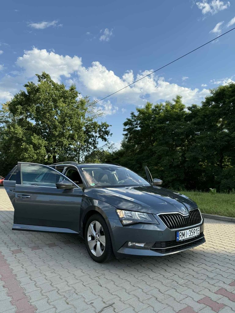 Skoda Superb 2.0 Tdi 190( rok 2015)