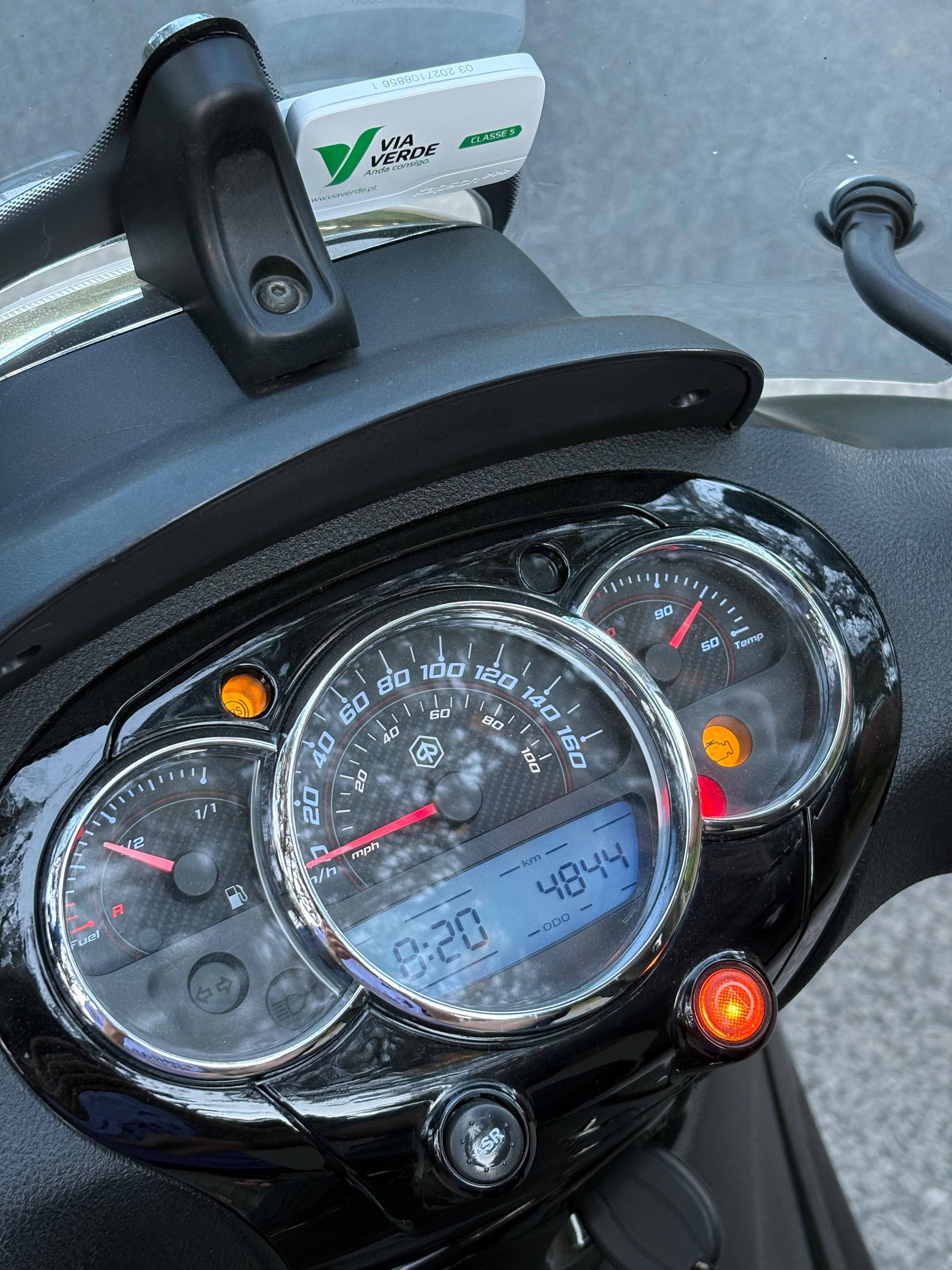 Piaggio Beverly Sport Touring 350