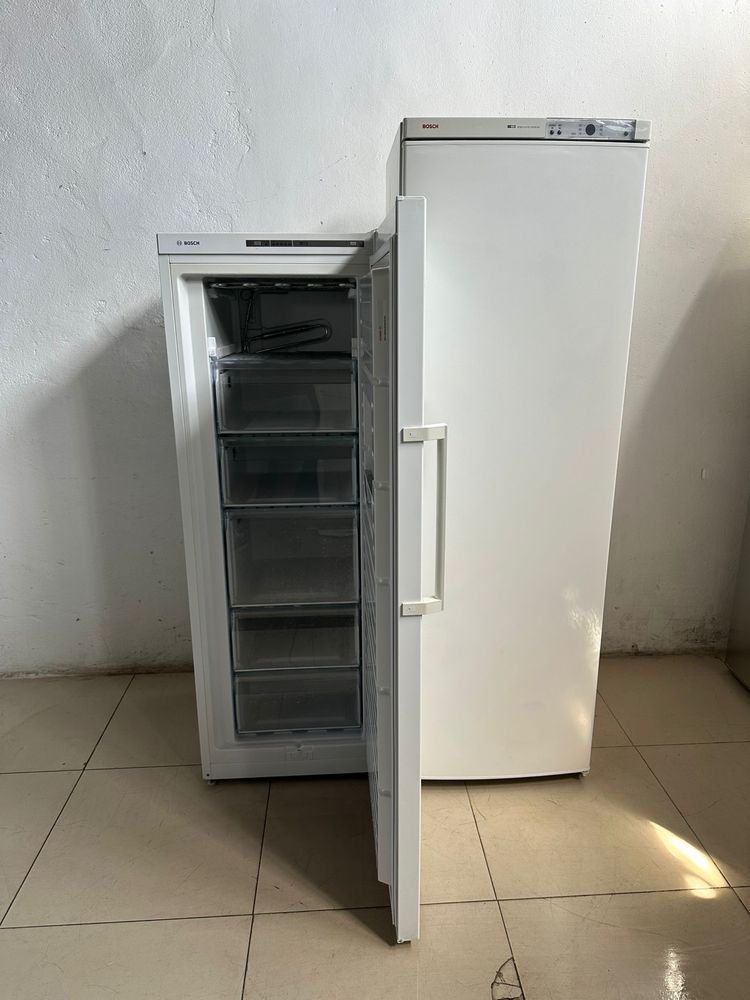 Zamrażarka Bosch szufladowa 180 cm