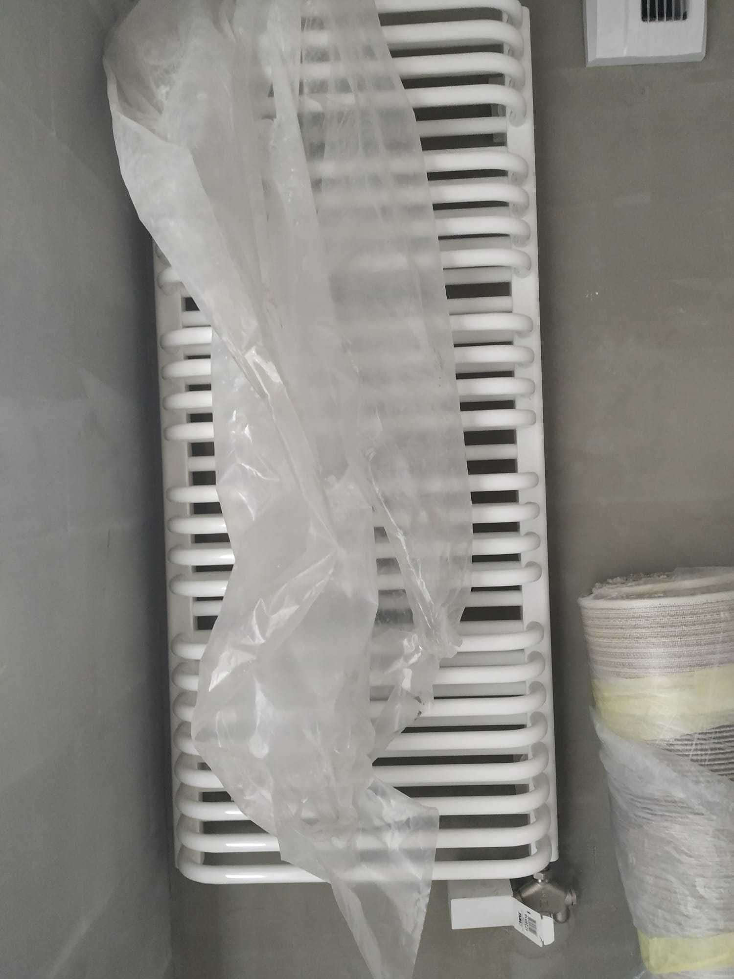 Grzejnik Enix Irys 550x1196