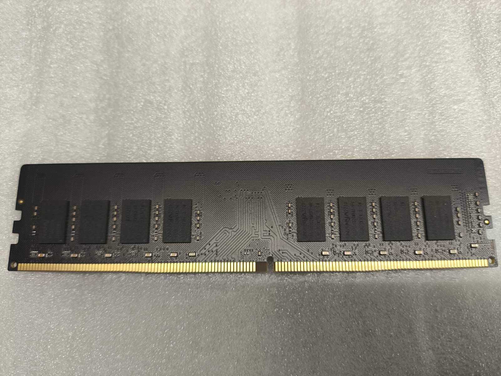 Оперативна пам'ять для ПК "Nanya" DDR4, 4 модулі по 16Gb, 3200MHz.