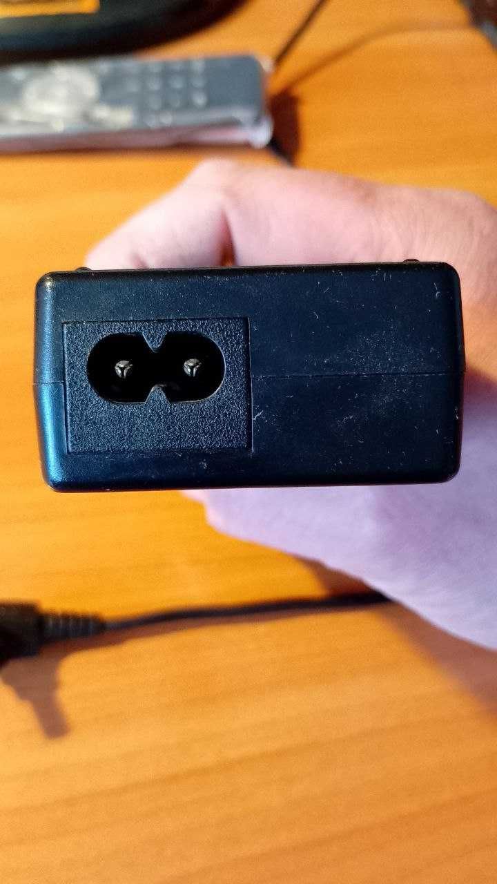 Блок живлення до ноутбука Fujitsu FMV-AC314 19V - 4.22A