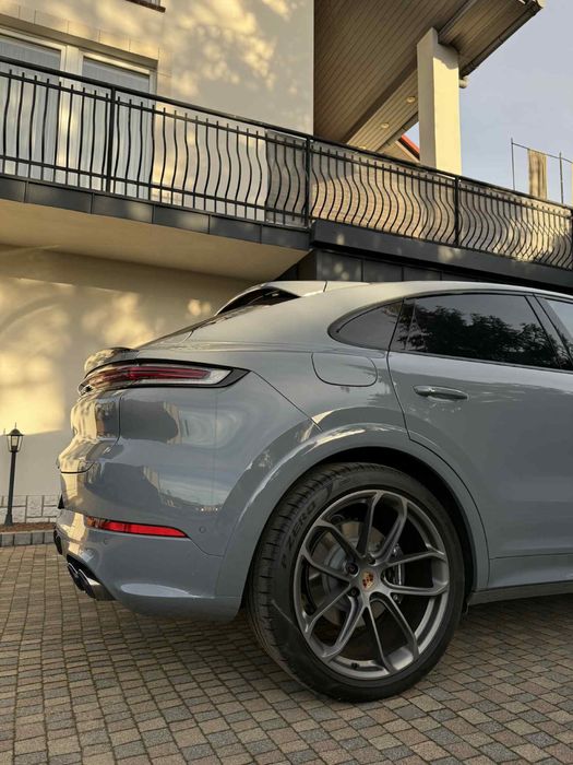Porsche Cayenne E Hybryd Salon Polska