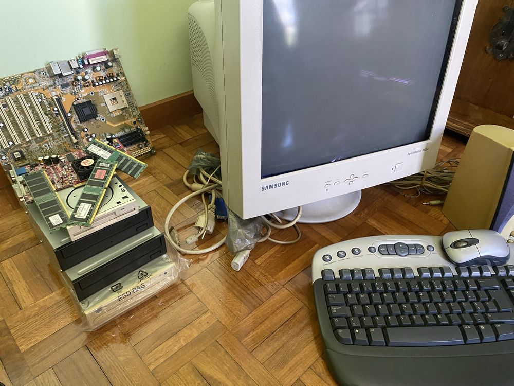 Material diverso de informática