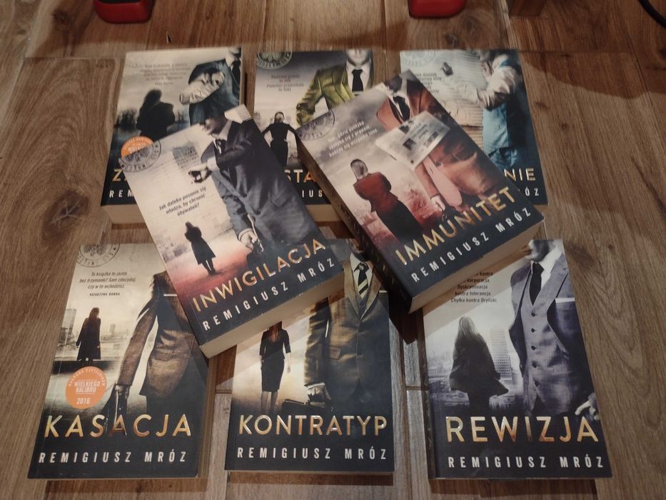 Remigiusz Mróz cykl o Chyłce 8 tomów