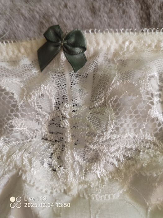 Dwie pary Majtki damskie rozmiar z metki 44/46