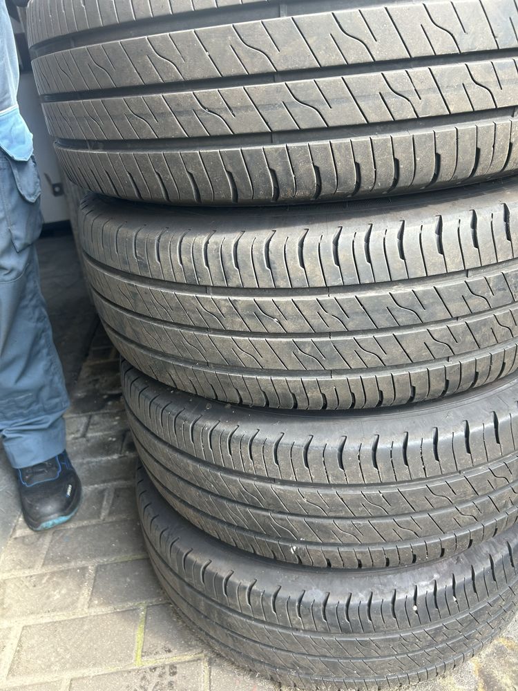 215 65 r16 C plus felgi alu orginal vw plus sruby