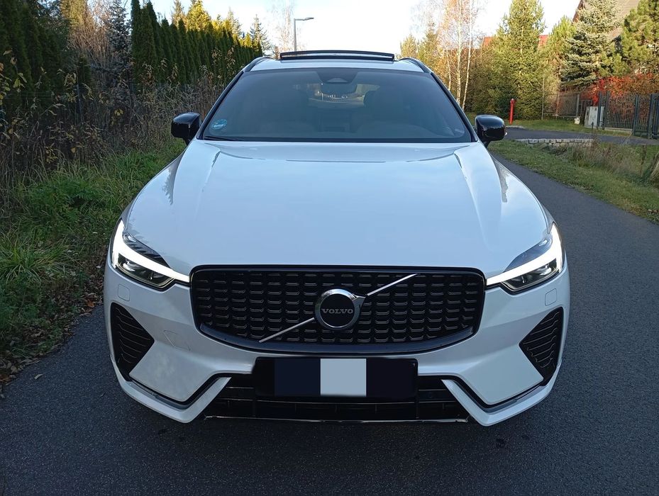 Volvo XC 60 2024 PERŁA AWD 4x4 panorama FullLed matrix Dark Night R-Design hak HK