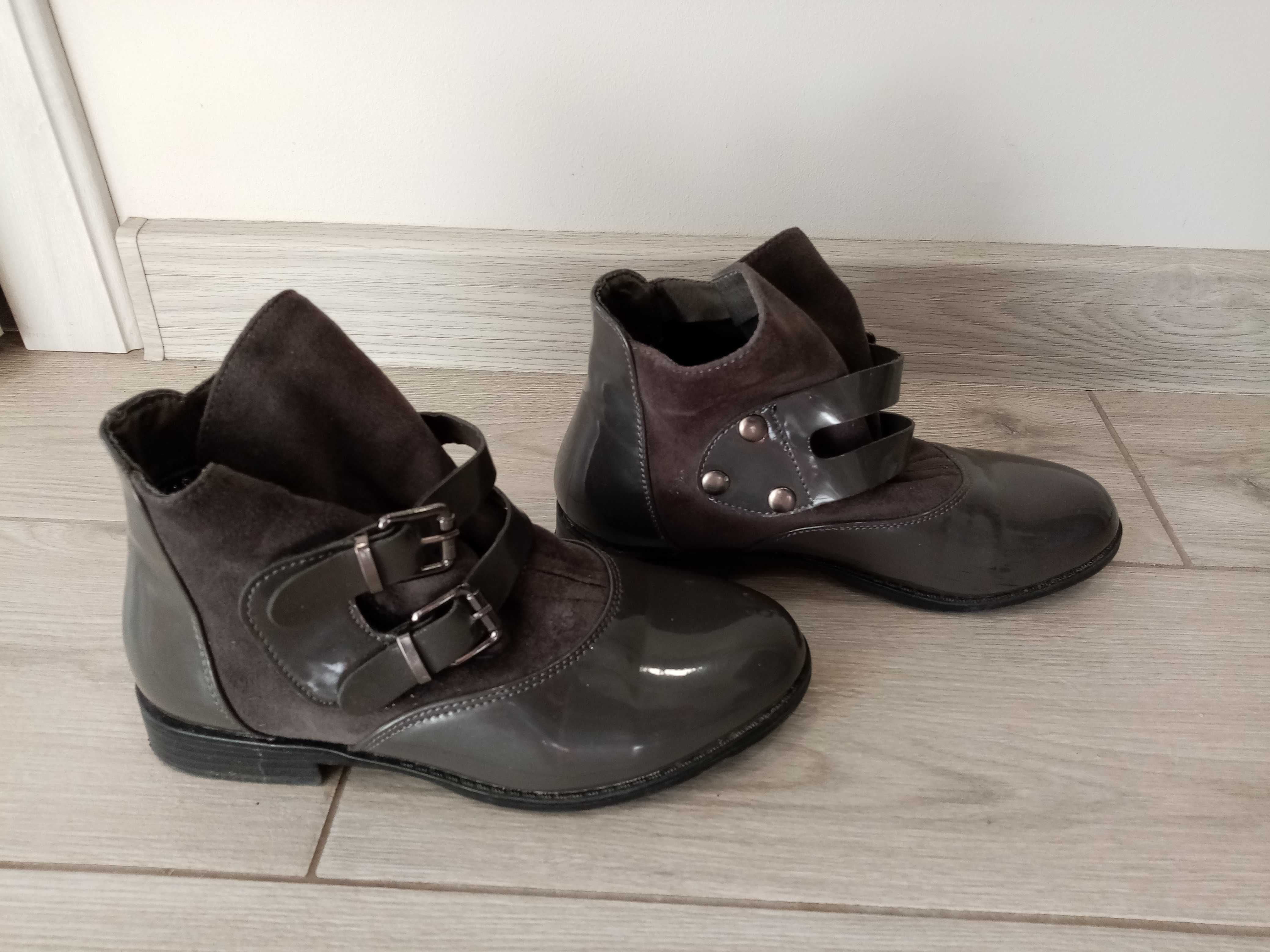 Buty przejściowe, jesienno-wiosenne dla dziewczynki, r. 32.