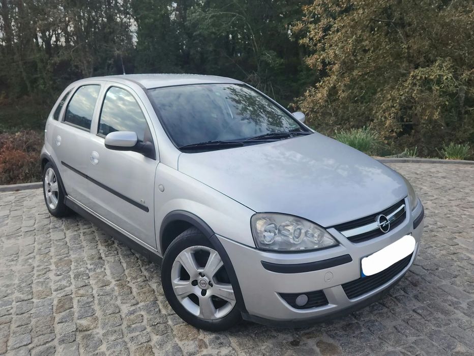 Opel Corsa 1.2 16V Enjoy R