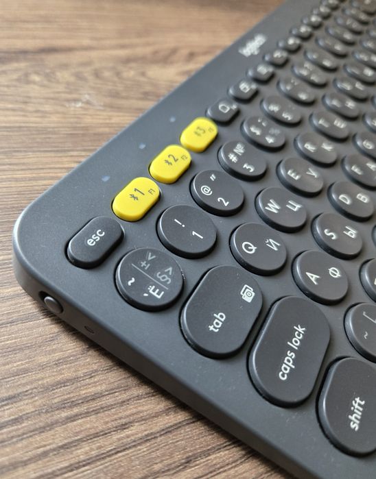 Logitech K380 Безпровідна Bluetooth-клавіатура Multi-Device + 2хААA