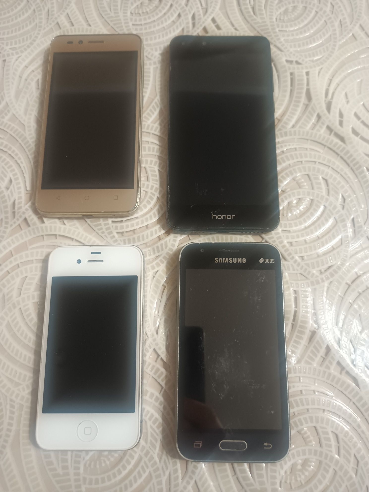 Продам телефон Huawei
