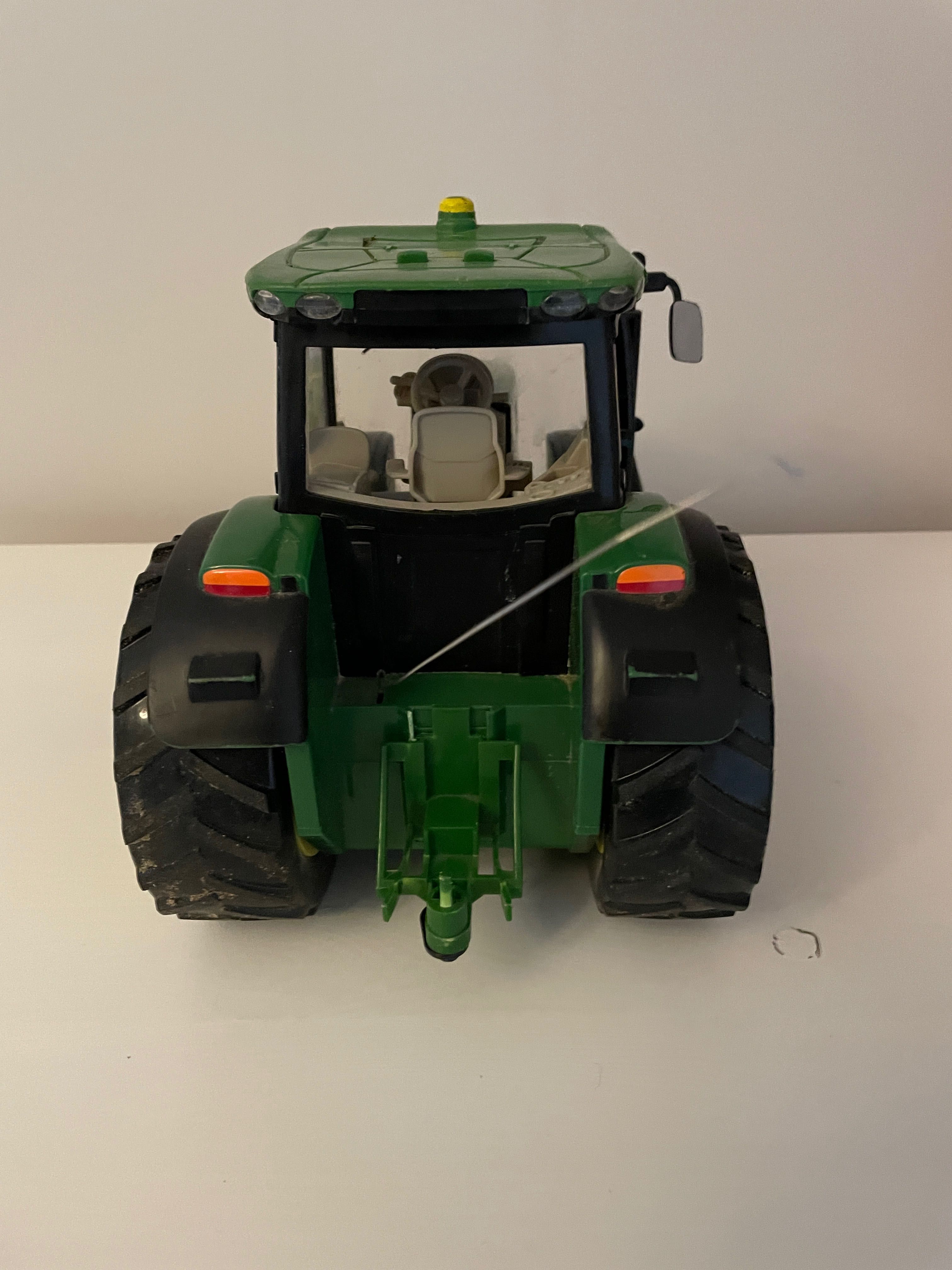 John Deere Big Farm traktor zdalnie sterowany 1:16 Tomy Britains