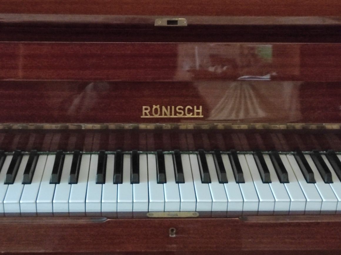 Піаніно Ronisch Exquisit, 1966 р.