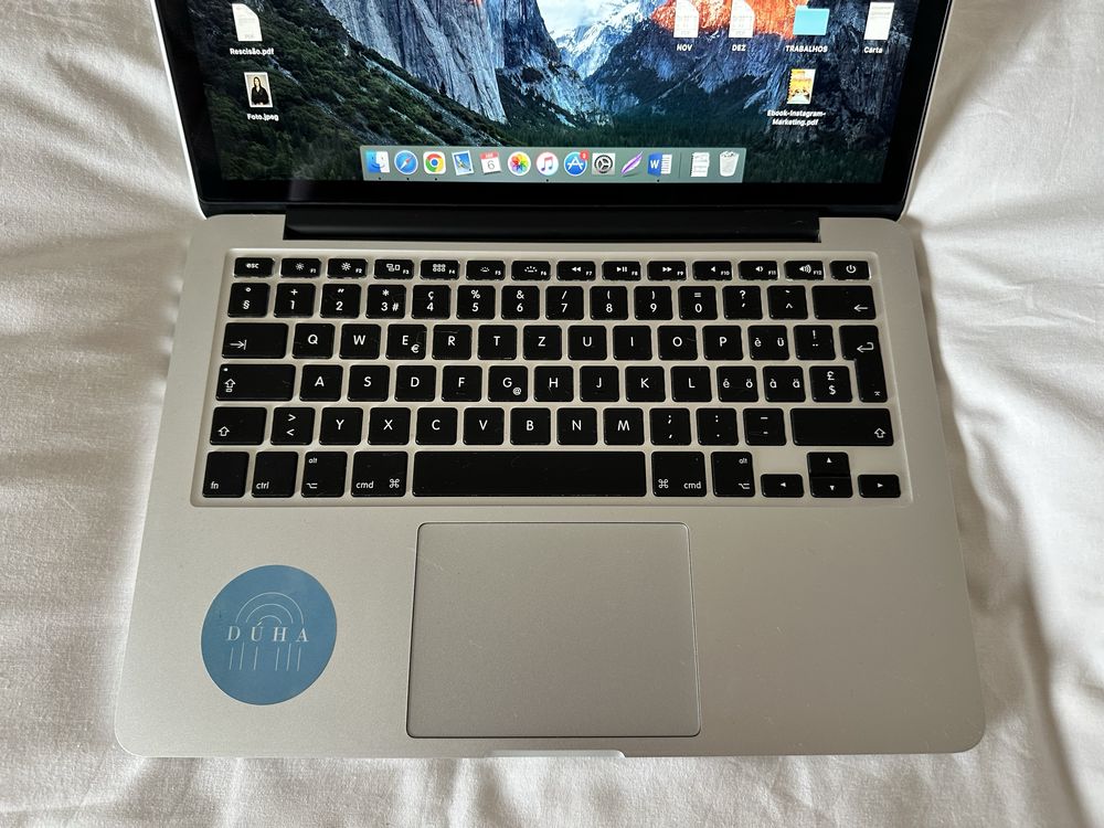 MacBook Pro Retina 13” (2015) | Intel i5 | 8GB RAM | Ecrã novo Apple