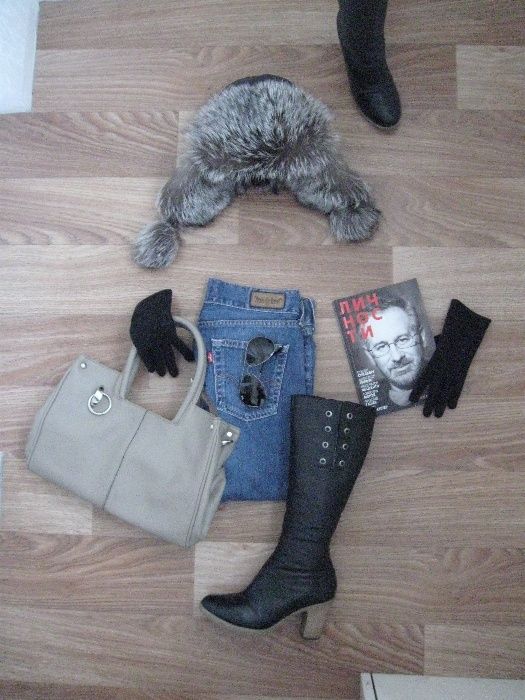 Шапка-ушанка из кожи с мехом чернобурки