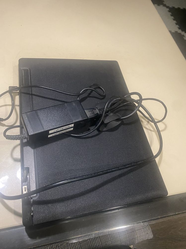 Ноутбук asus  б/у