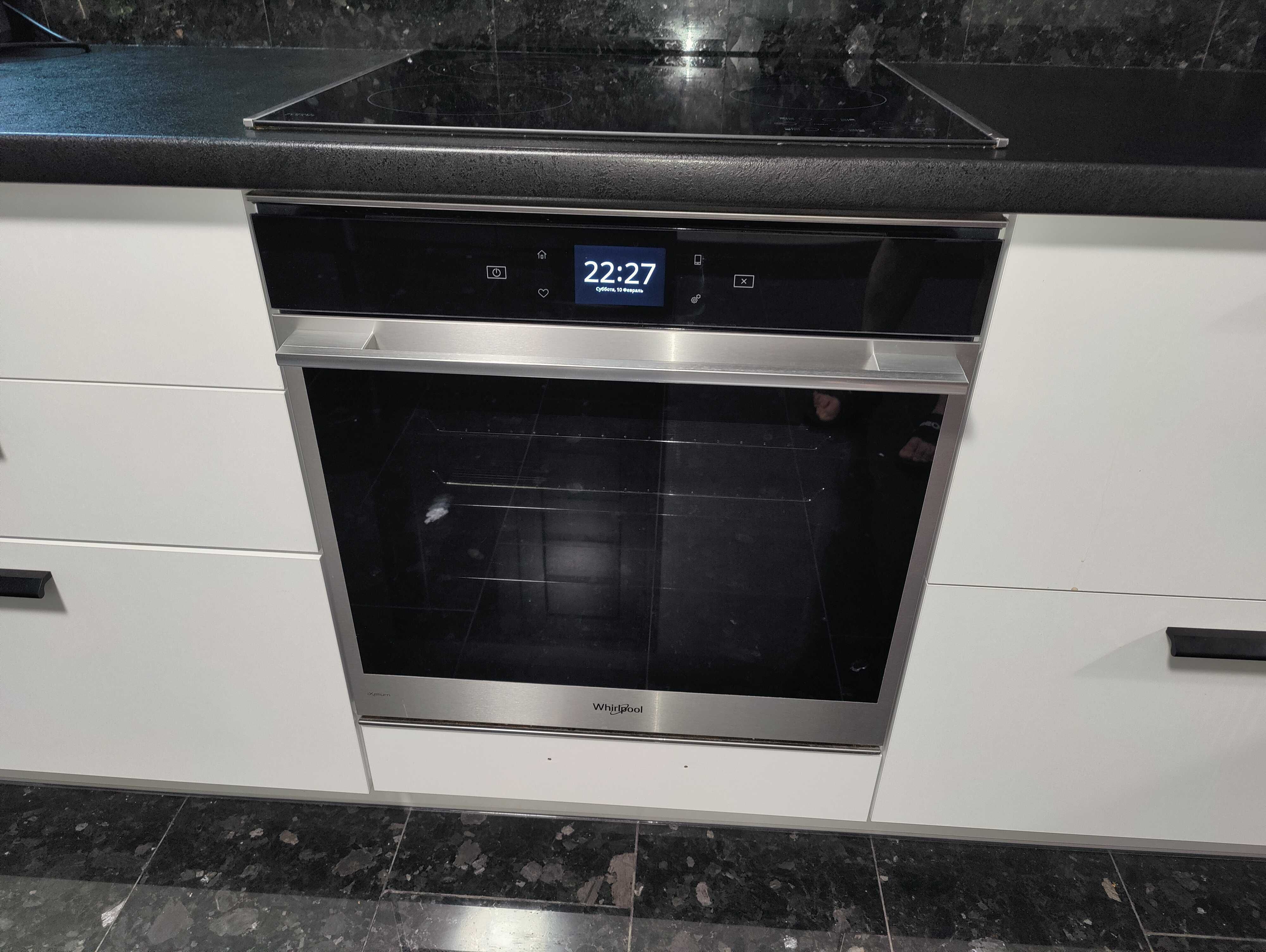 Духовой шкаф электрический WHIRLPOOL W9OM24MS2P