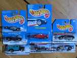 Miniaturas hot wheels Como novas. Algumas caixas abertas