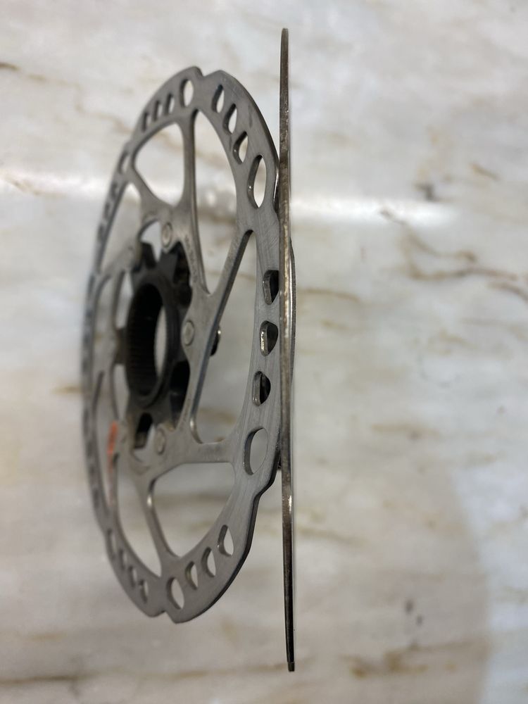 Discos Shimano - CenterLock - 160mm/180mm