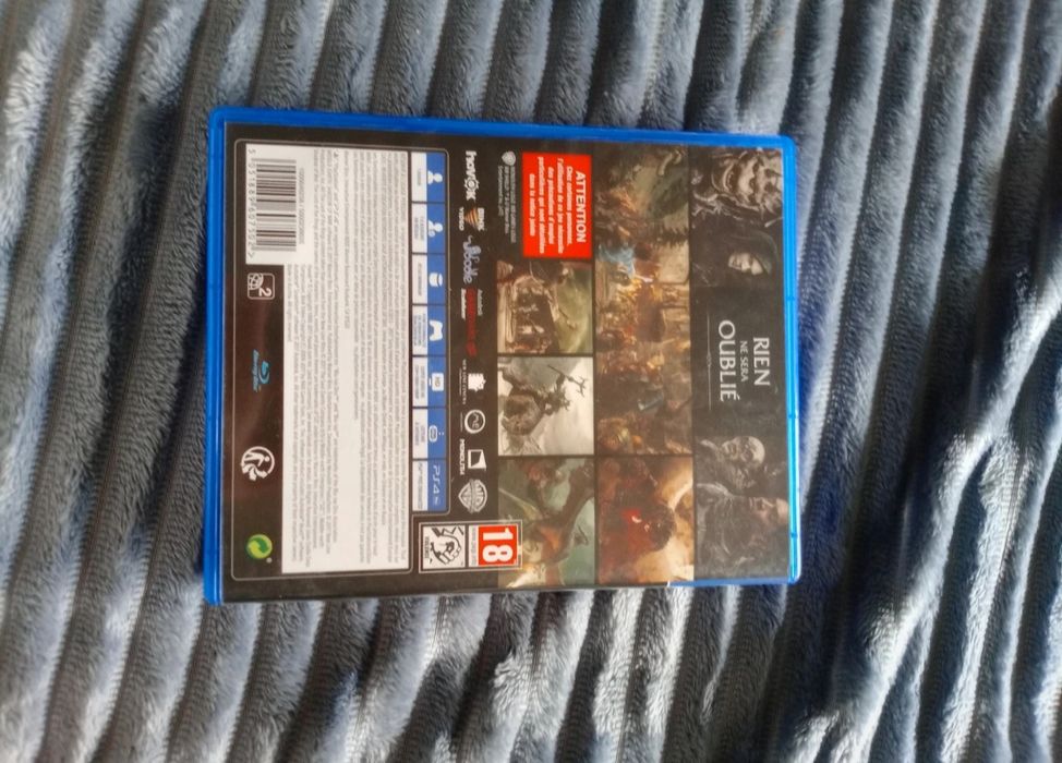 Middle of earth shadow of war