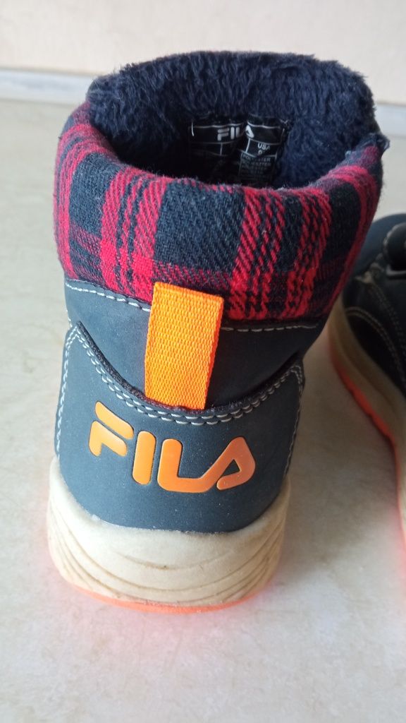 Buty dziecięce Fila roz 27