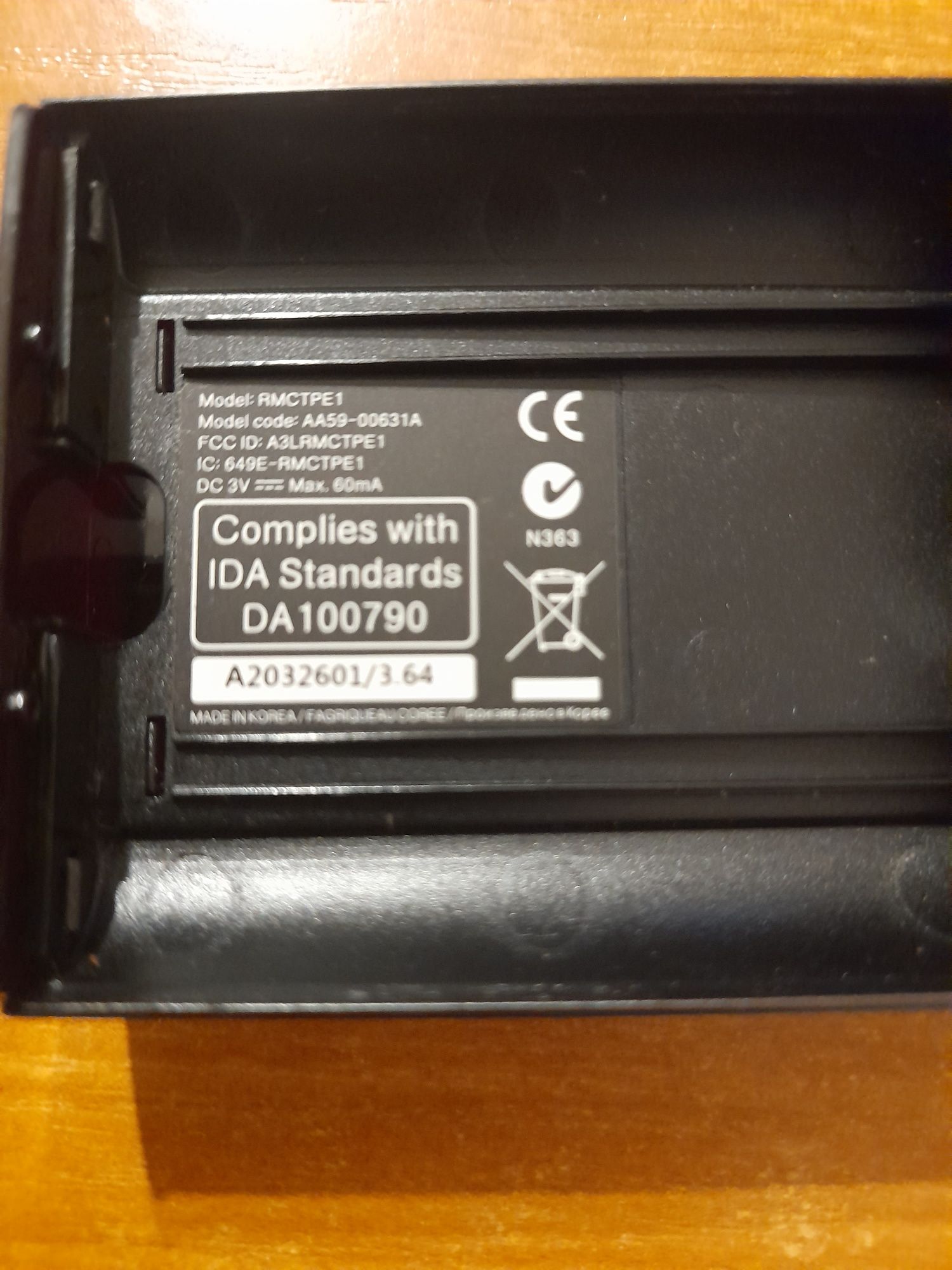 Sprzedam pilot Samsung smart control