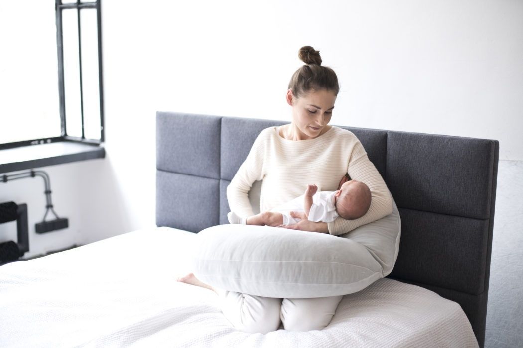 Kojec Premium poduszka dla kobiet w ciąży do karmienia Motherhood
