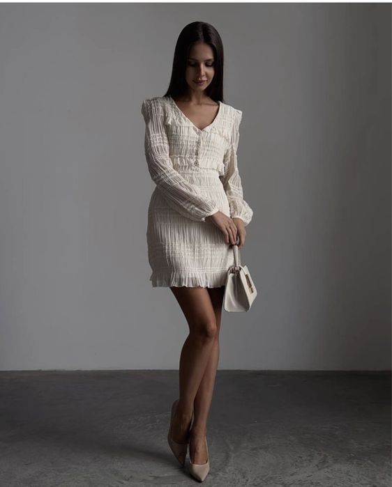 Нарядна, вишукана сукня old money