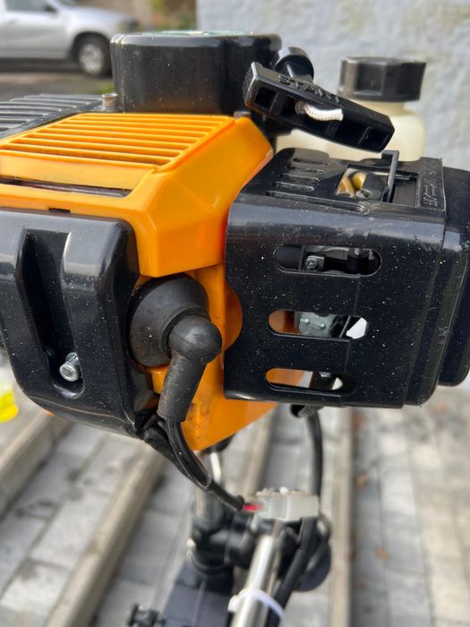 John Gardener – Silnik zaburtowy spalinowy BC520 – Jak nowy!