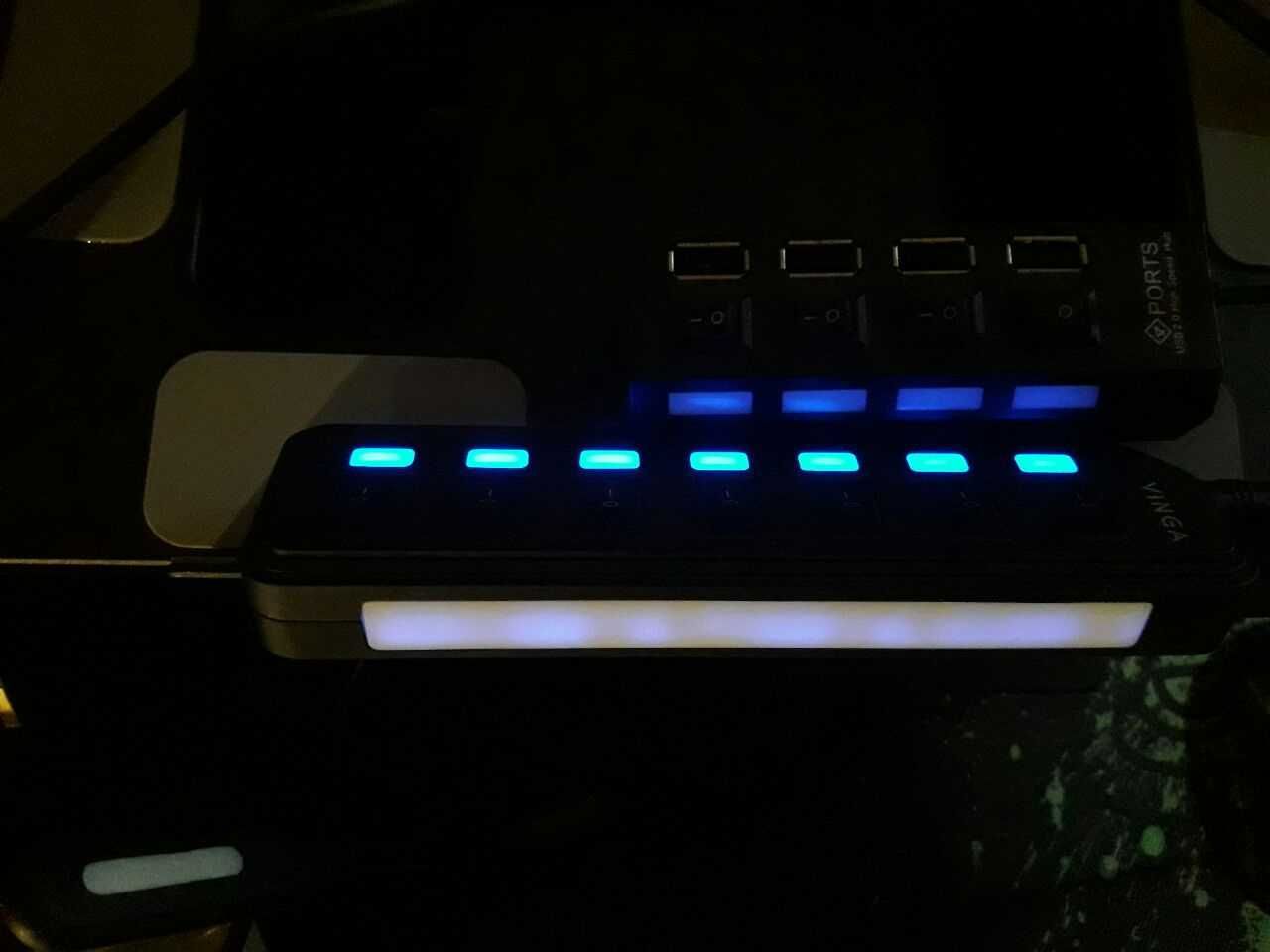 2 Концентратора  USB3.2 Gen1 Vinga ( 7 портів і 4 порти)