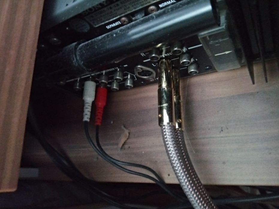 Sprzedam amplituner SONY str 7065A.   Z 1975 r.bardzo rzadki model A.