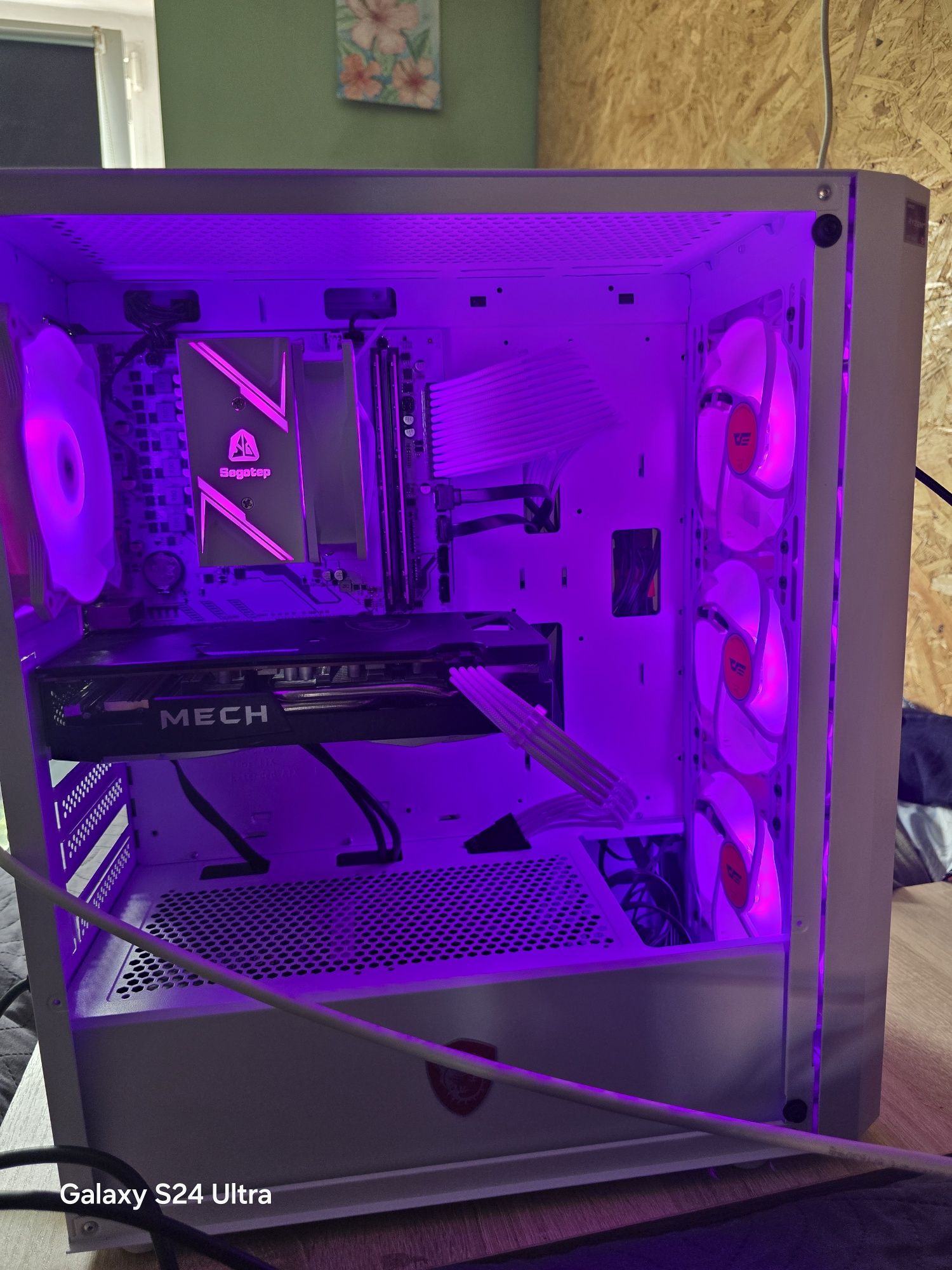 Komputer Ryzen 5 /RX 6600