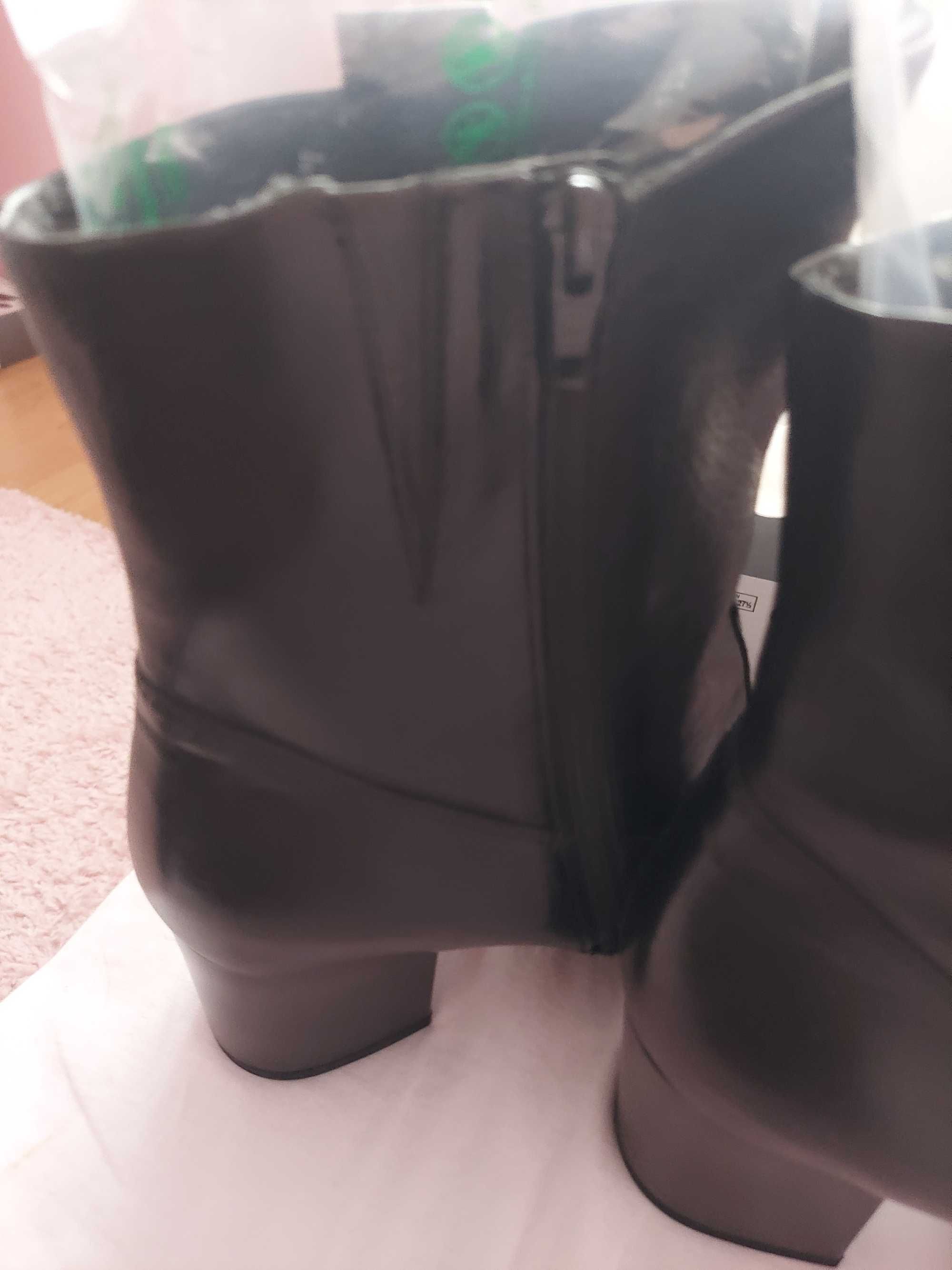Buty nowe  skora naturalna, kowbojki, rozmiar 42, bardzo wygodne.