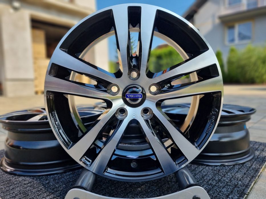 Volvo 16" Felgi nowe 5x108 V40 C30 V50 S60 V60 S40 C70 Czarny / Poler