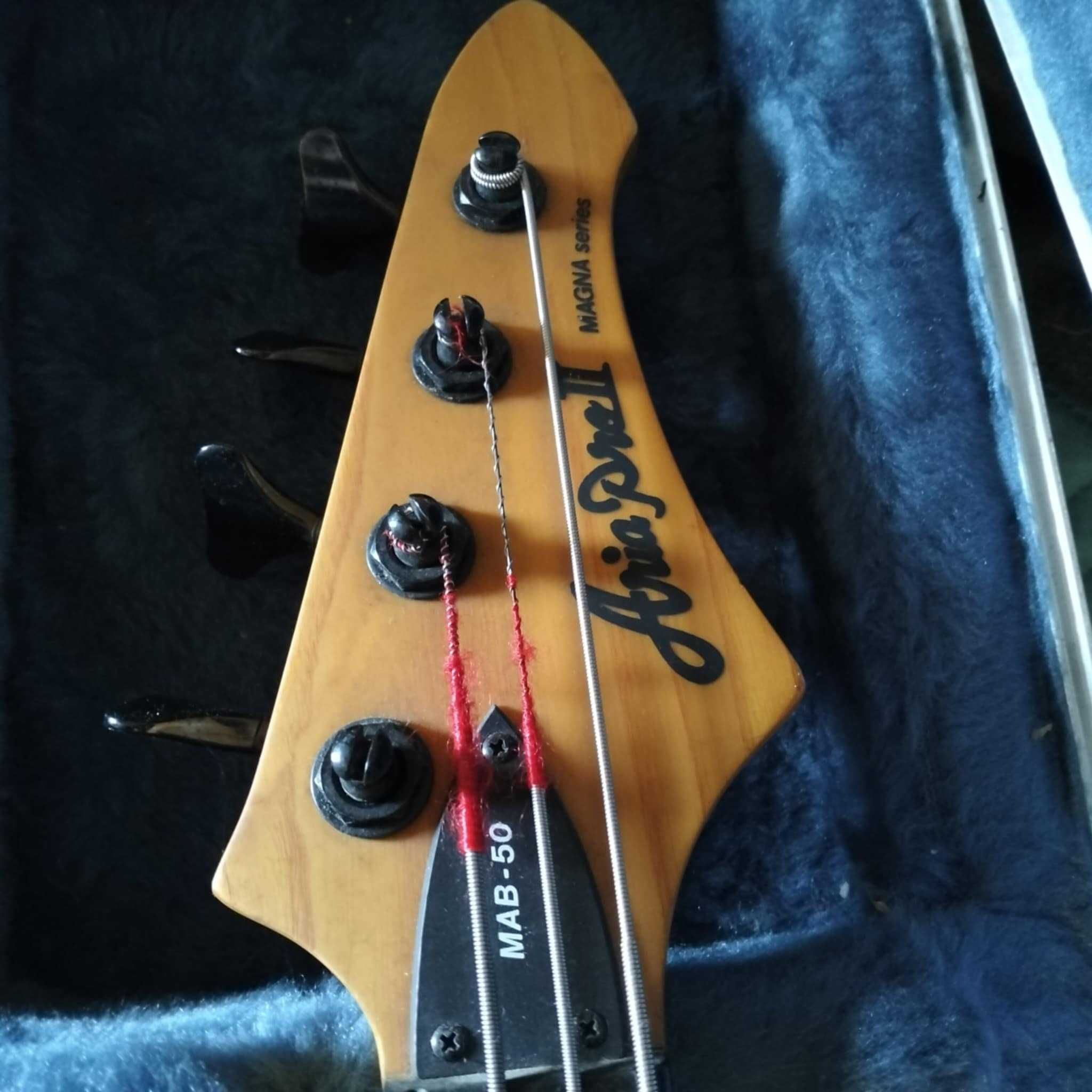 Baixo Aria Pro II MAB-50 (vintage)