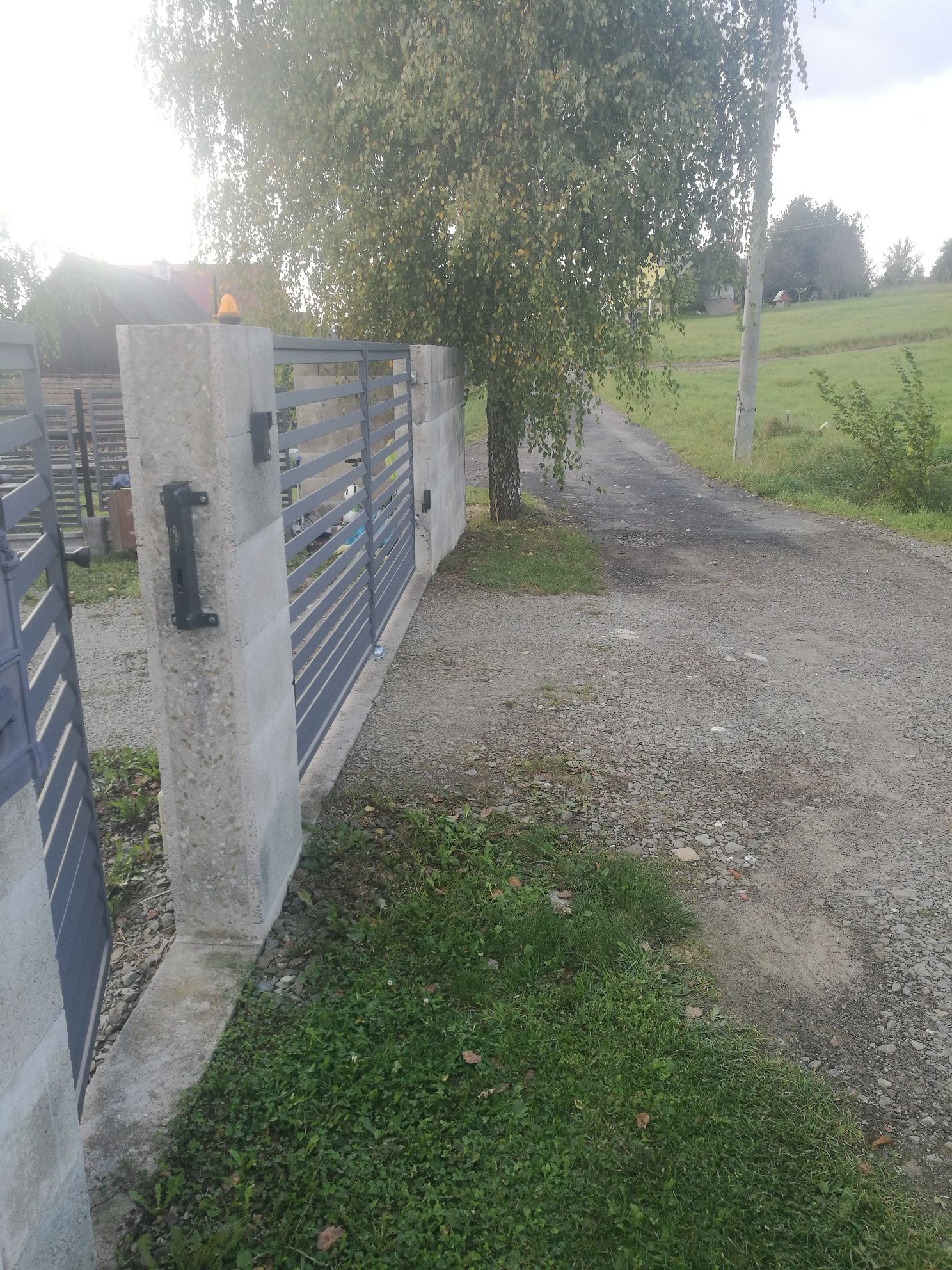 Sprzedam bramę z pełną automatyką